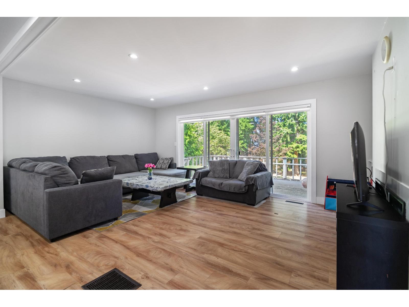 16235 28 Avenue, White Rock, British Columbia  V3Z 0E4 - Photo 7 - R3114844