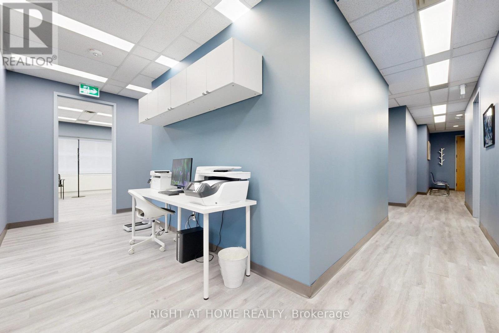 305 - Rm 4 - 240 Duncan Mill Road, Toronto, Ontario  M3B 3S6 - Photo 12 - C12984390