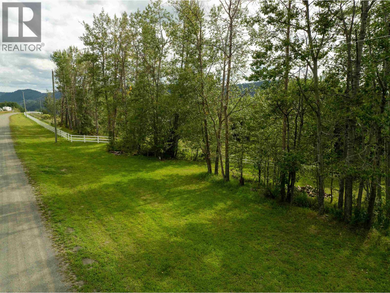 Sl 3 Cottage Lane, Sheridan Lake, British Columbia  V0K 1X2 - Photo 3 - R3114767