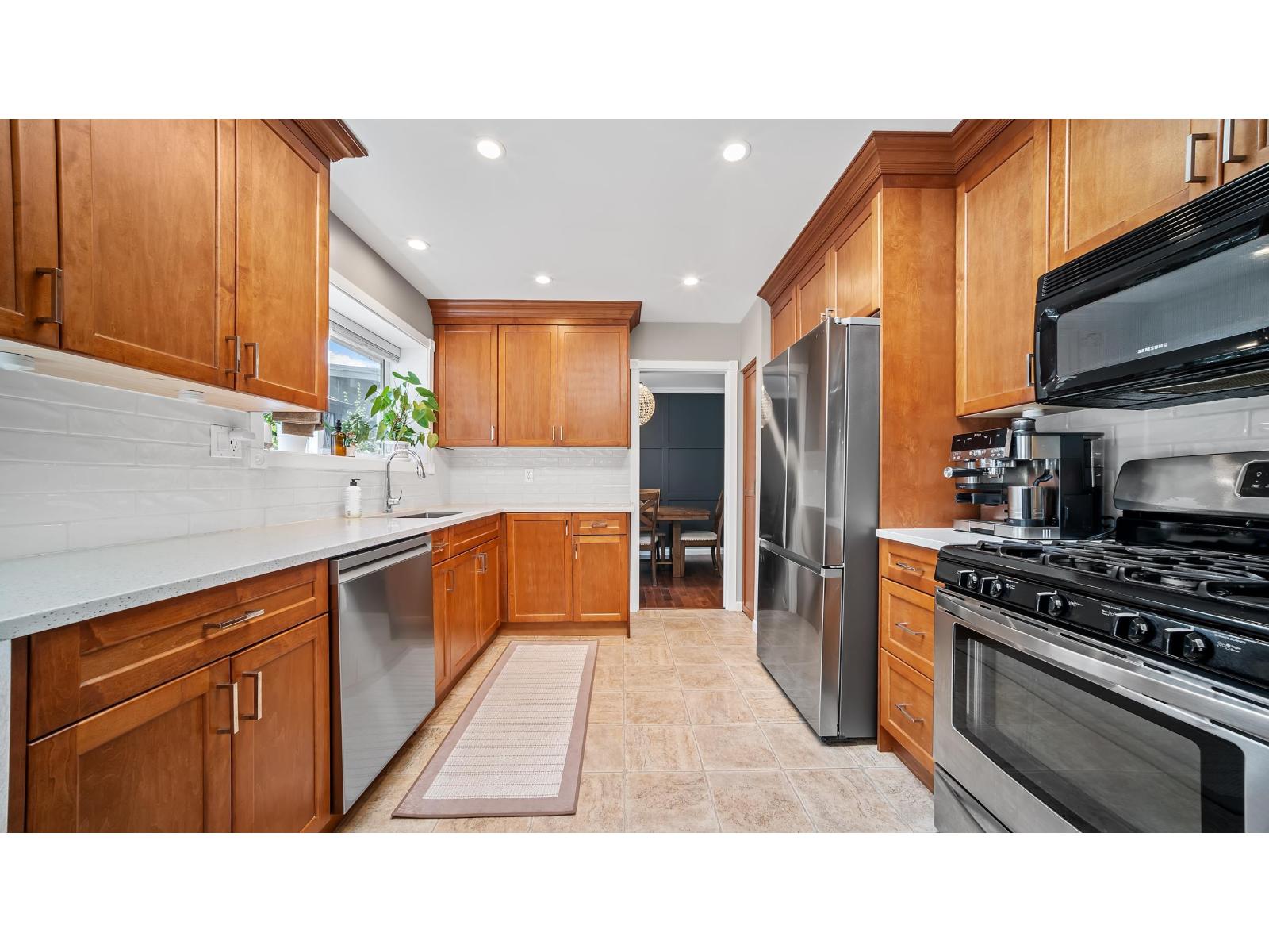 3222 Chestnut Street, Abbotsford, British Columbia  V2S 4M1 - Photo 6 - R3114548