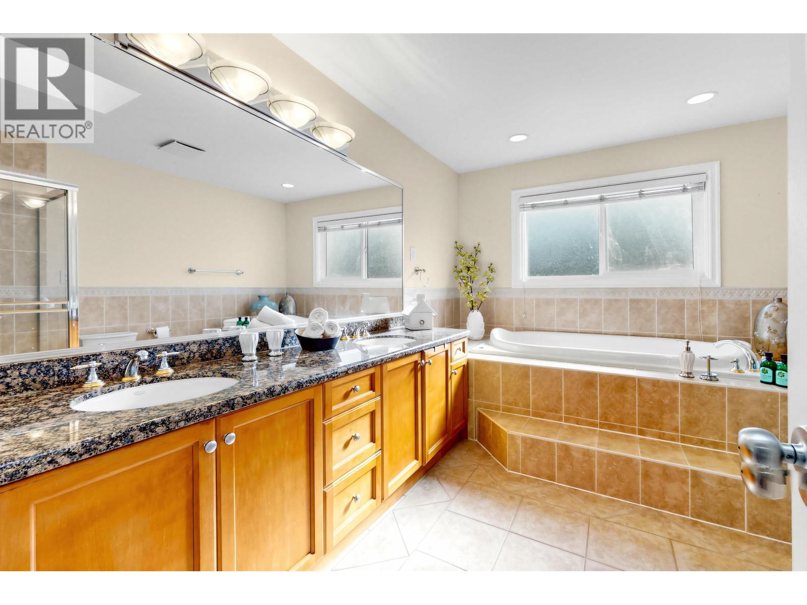 6698 Altringham Court, Burnaby, British Columbia  V5E 4J2 - Photo 16 - R3114753