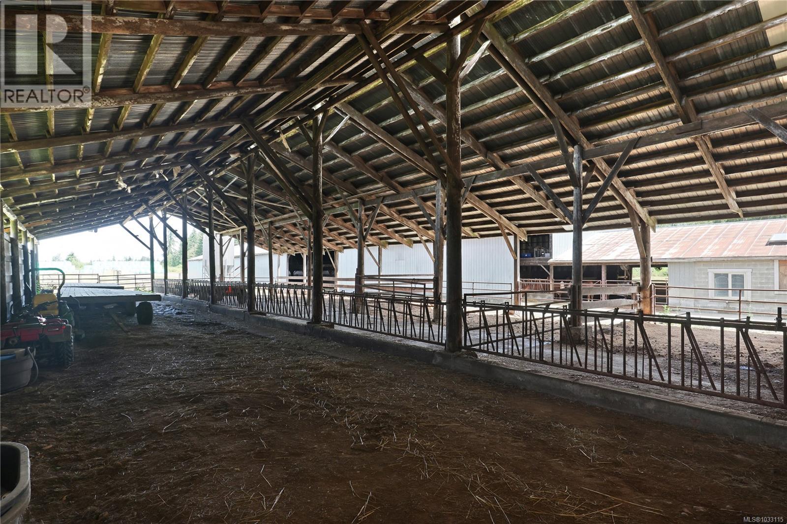 2332 Endall Rd, Black Creek, British Columbia  V9J 1G7 - Photo 61 - 1033115