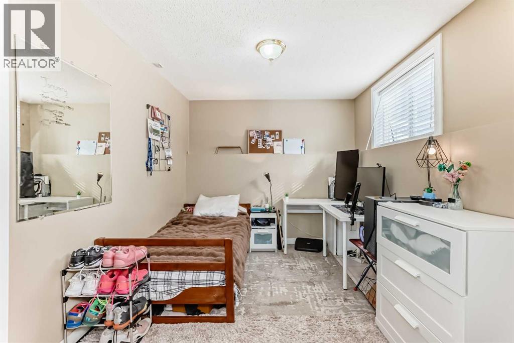 67 Bridleglen Manor SW, Calgary, Alberta  T2Y 3X1 - Photo 33 - A2293396
