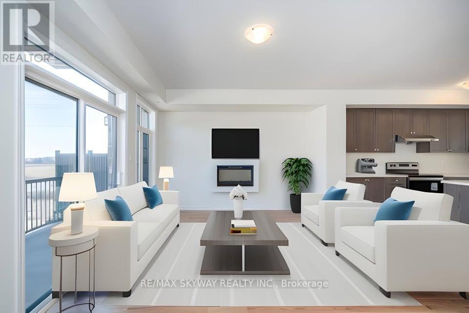 3 Petch Avenue, Caledon, Ontario  L4C 0Y9 - Photo 3 - W13032814