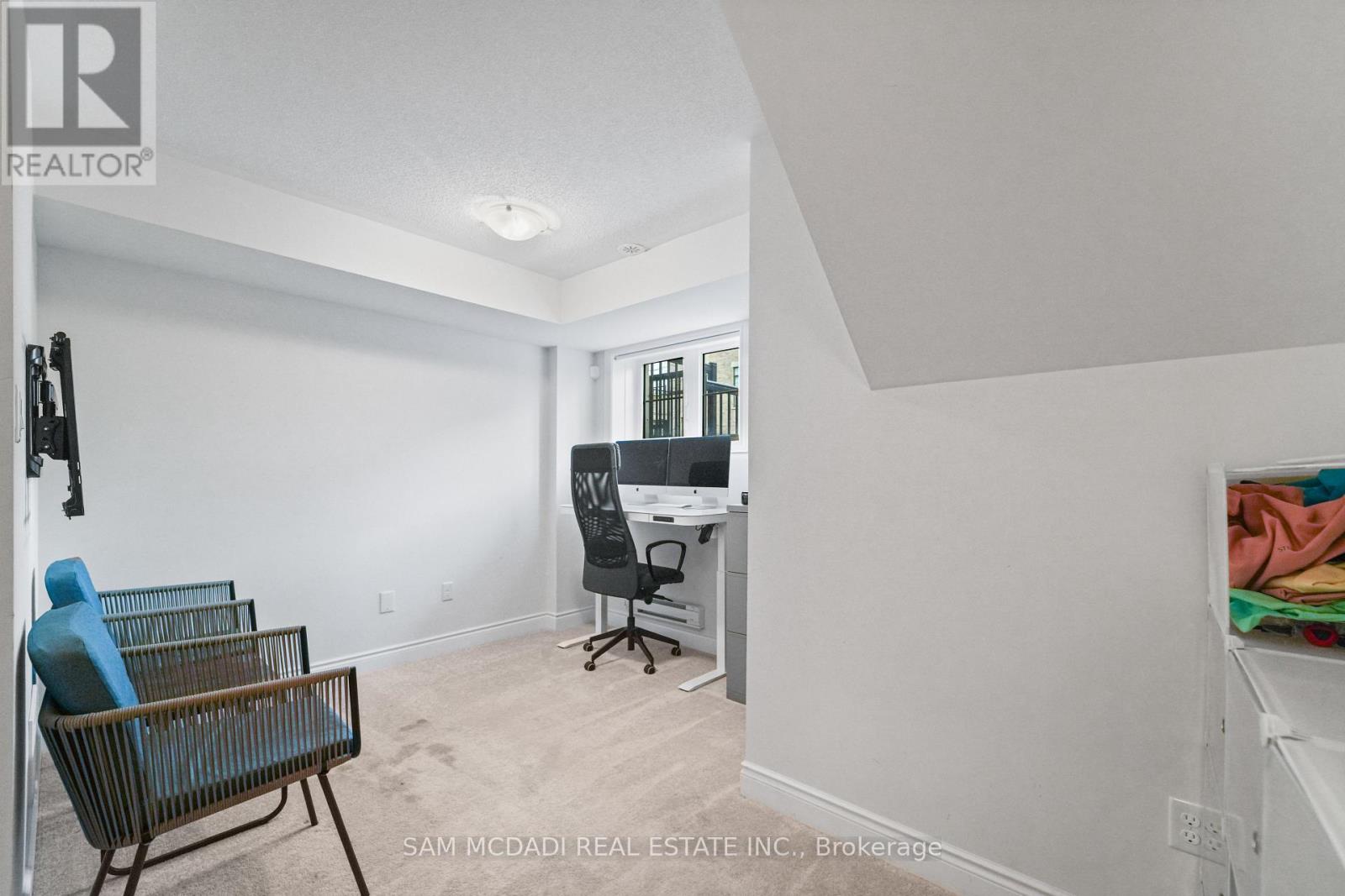 61 Edward Horton Crescent, Toronto, Ontario  M8Z 0E7 - Photo 37 - W13032824