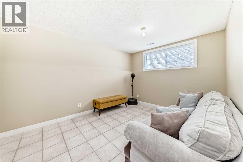 67 Bridleglen Manor SW, Calgary, Alberta  T2Y 3X1 - Photo 29 - A2293396