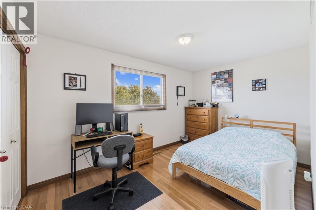 19 Sedona Court, Hamilton, Ontario  L9B 2R1 - Photo 20 - 40823033