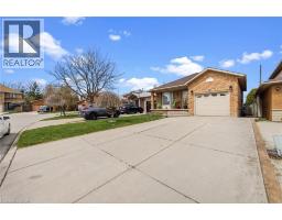 19 SEDONA Court, Hamilton, Ontario