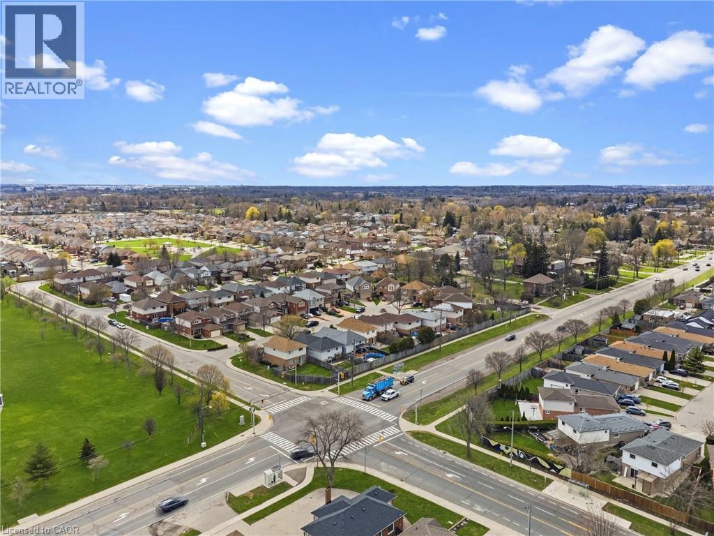 19 Sedona Court, Hamilton, Ontario  L9B 2R1 - Photo 32 - 40823033