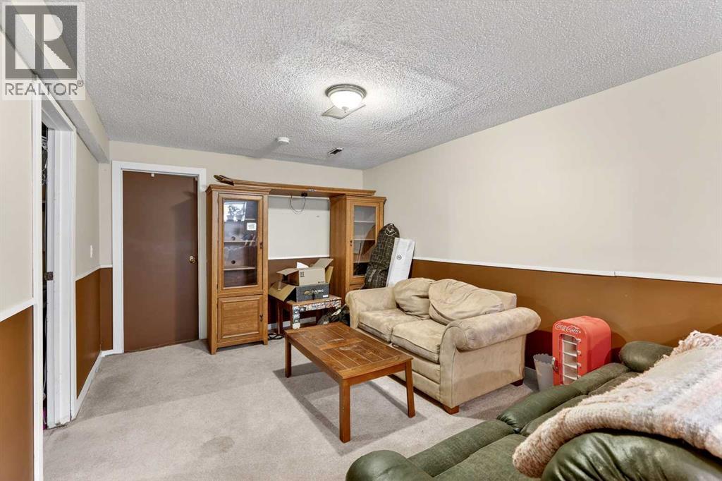 209 1 Avenue SE, Langdon, Alberta  T0J 1X1 - Photo 31 - A2302295