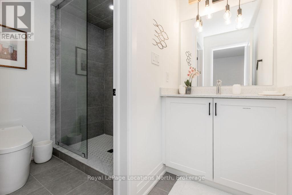 36 Simona Avenue, Wasaga Beach, Ontario  L9Z 0L3 - Photo 37 - S13012030