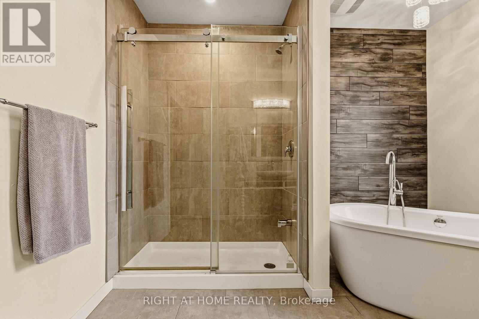 104 Barnesdale Avenue N, Hamilton, Ontario  L8L 6S5 - Photo 20 - X13032808