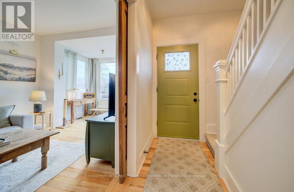 8 Spring Street E, Waterloo, Ontario  N2J 2L8 - Photo 13 - X13032832