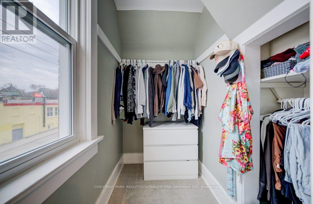 8 Spring Street E, Waterloo, Ontario  N2J 2L8 - Photo 24 - X13032832