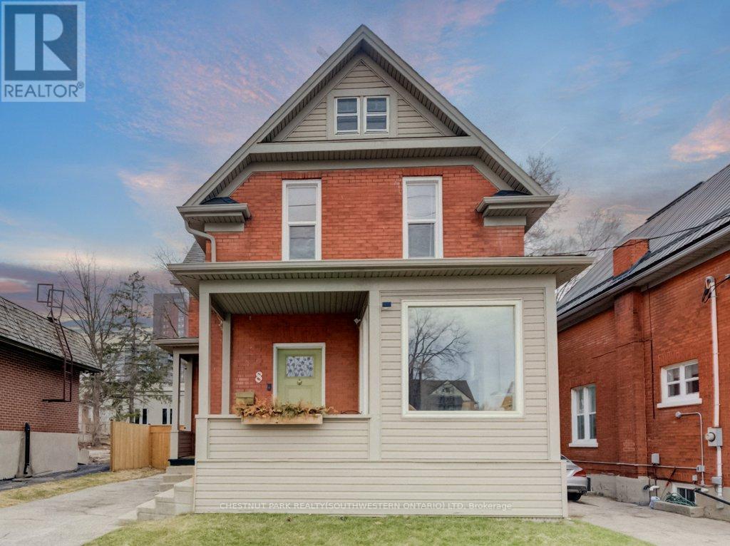 8 Spring Street E, Waterloo, Ontario  N2J 2L8 - Photo 3 - X13032832