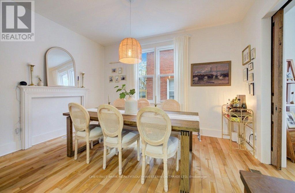 8 Spring Street E, Waterloo, Ontario  N2J 2L8 - Photo 7 - X13032832