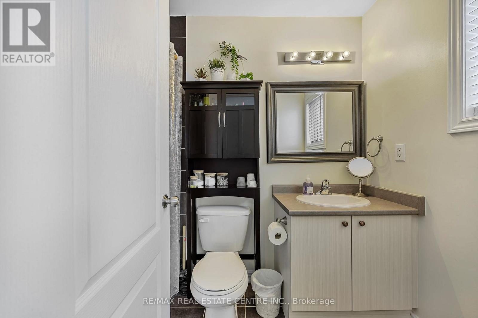 904 O'reilly Crescent, Shelburne, Ontario  L9V 2S7 - Photo 17 - X12693634