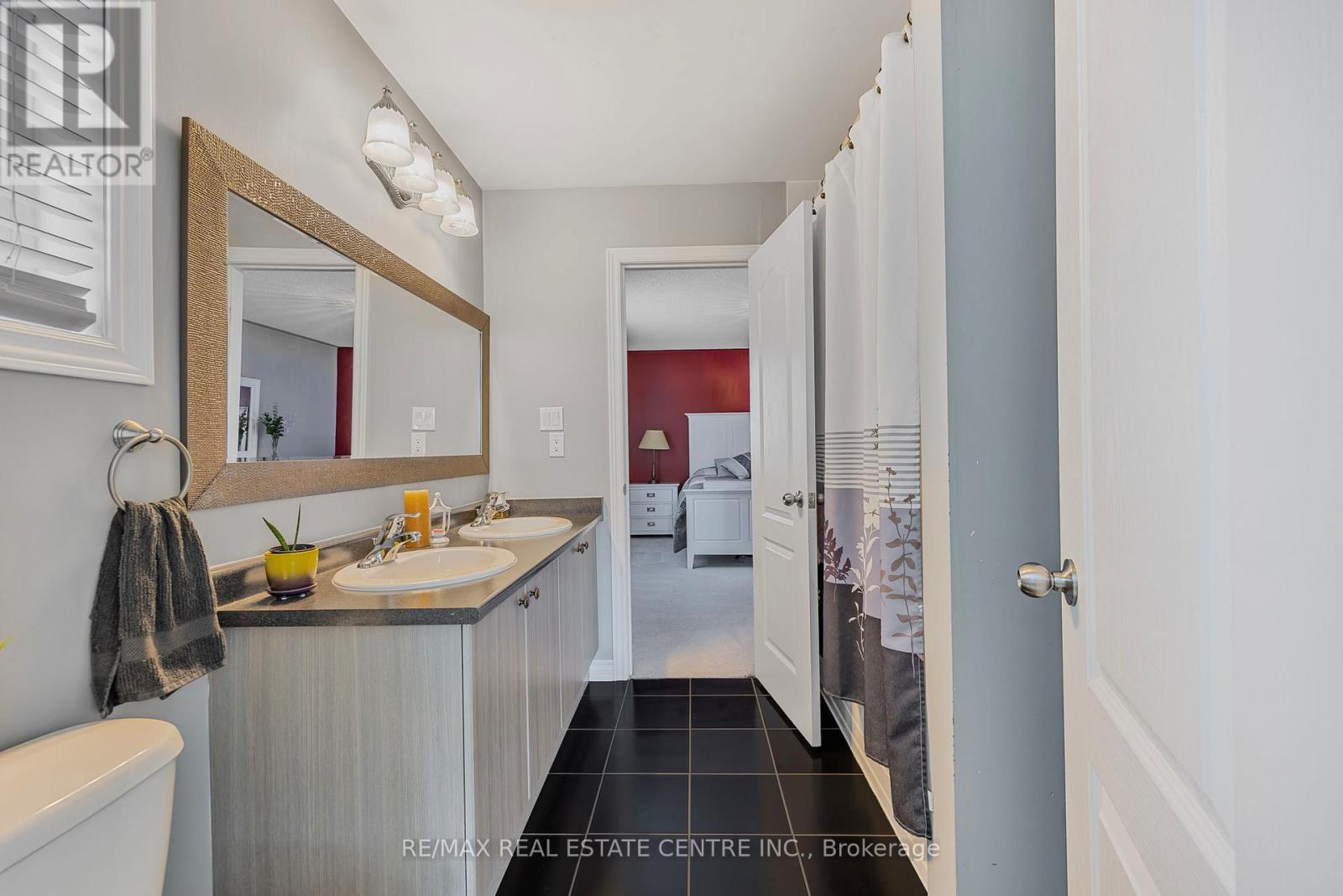 904 O'reilly Crescent, Shelburne, Ontario  L9V 2S7 - Photo 13 - X12693634