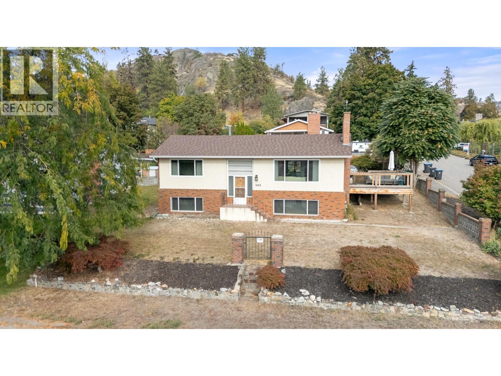 1390 Mountain Avenue, Kelowna, British Columbia  V1Y 7H4 - Photo 37 - 10384388