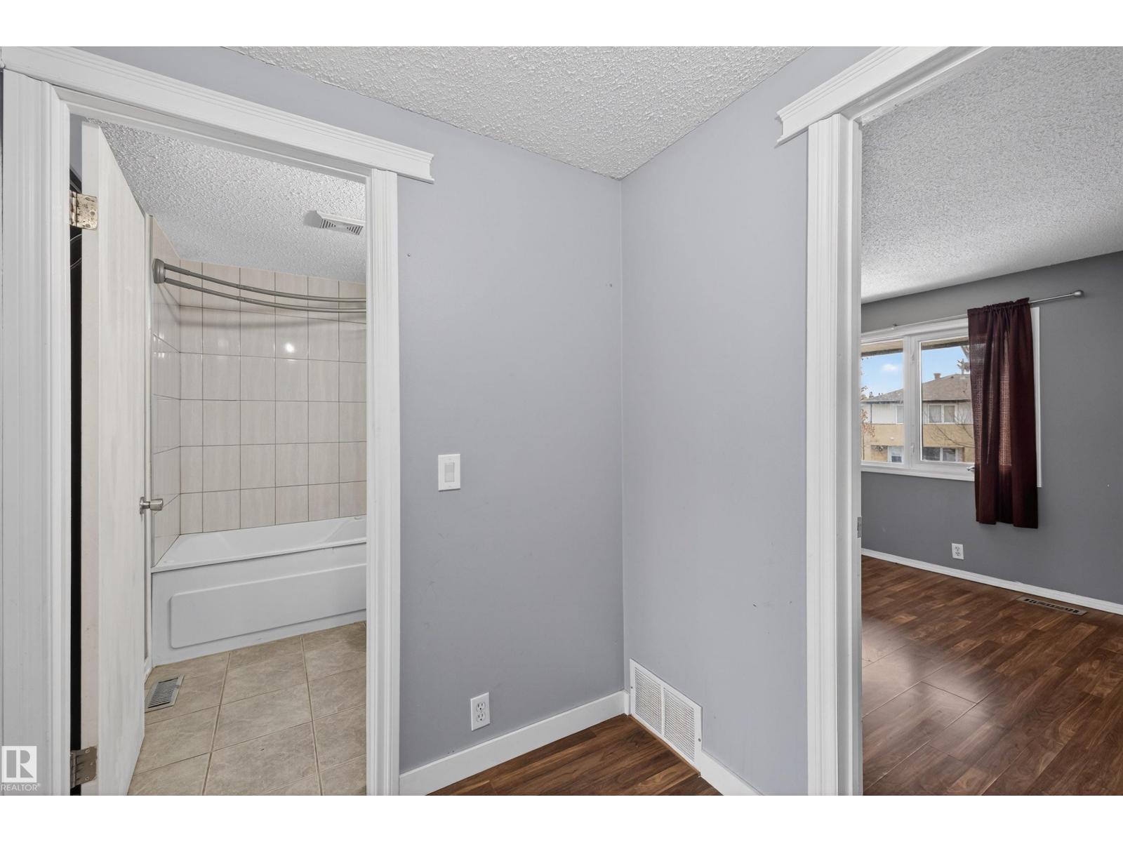 3301 139 Av NW, Edmonton, Alberta  T5Y 1T2 - Photo 13 - E4478349