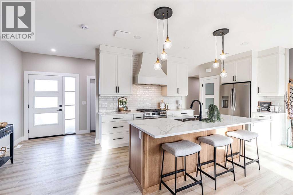 111 Sierra Road SW, Medicine Hat, Alberta  T1B 4Y6 - Photo 7 - A2284003