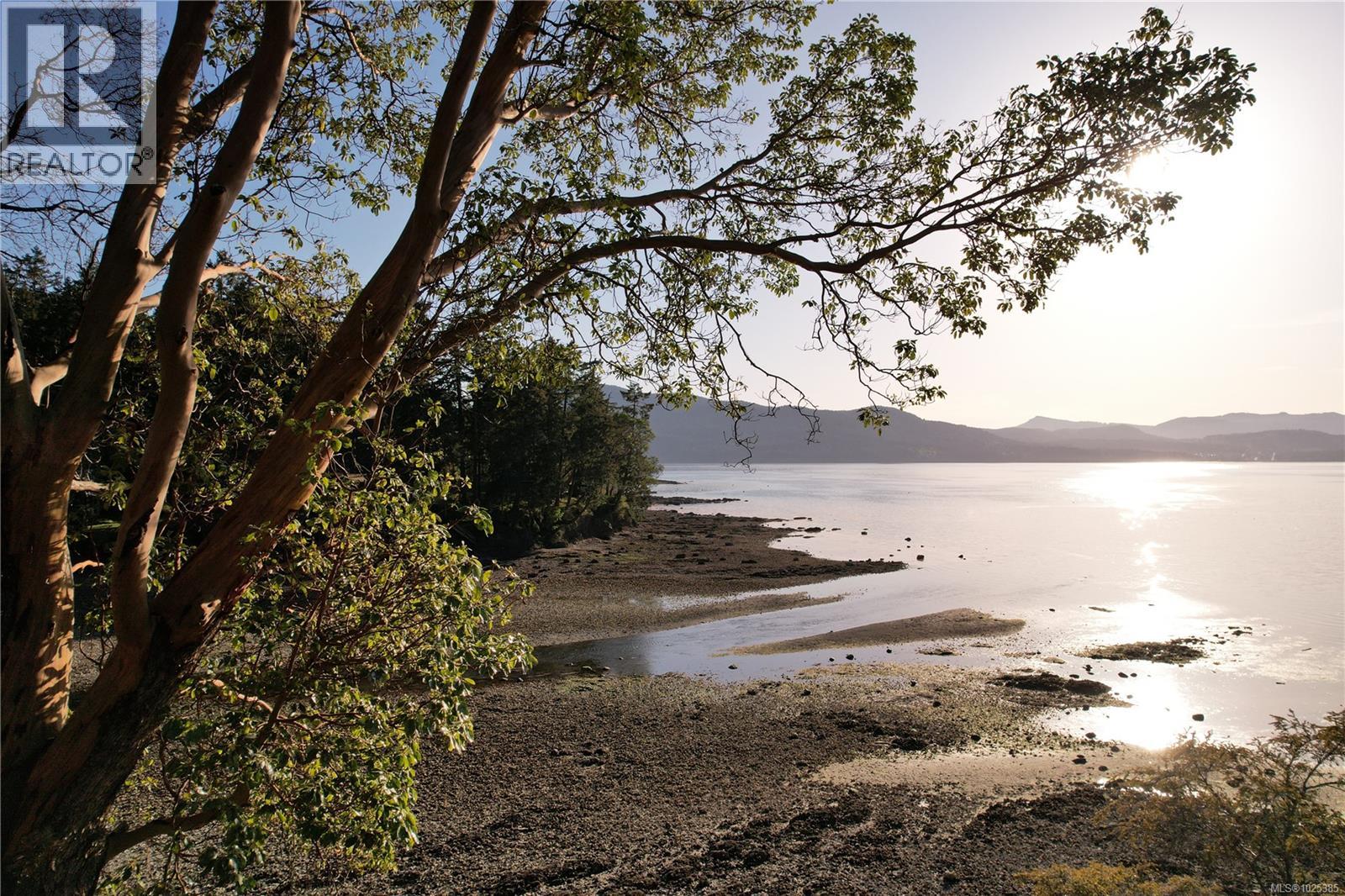 116 Acland Rd, Salt Spring, British Columbia  V8K 2N6 - Photo 4 - 1025385