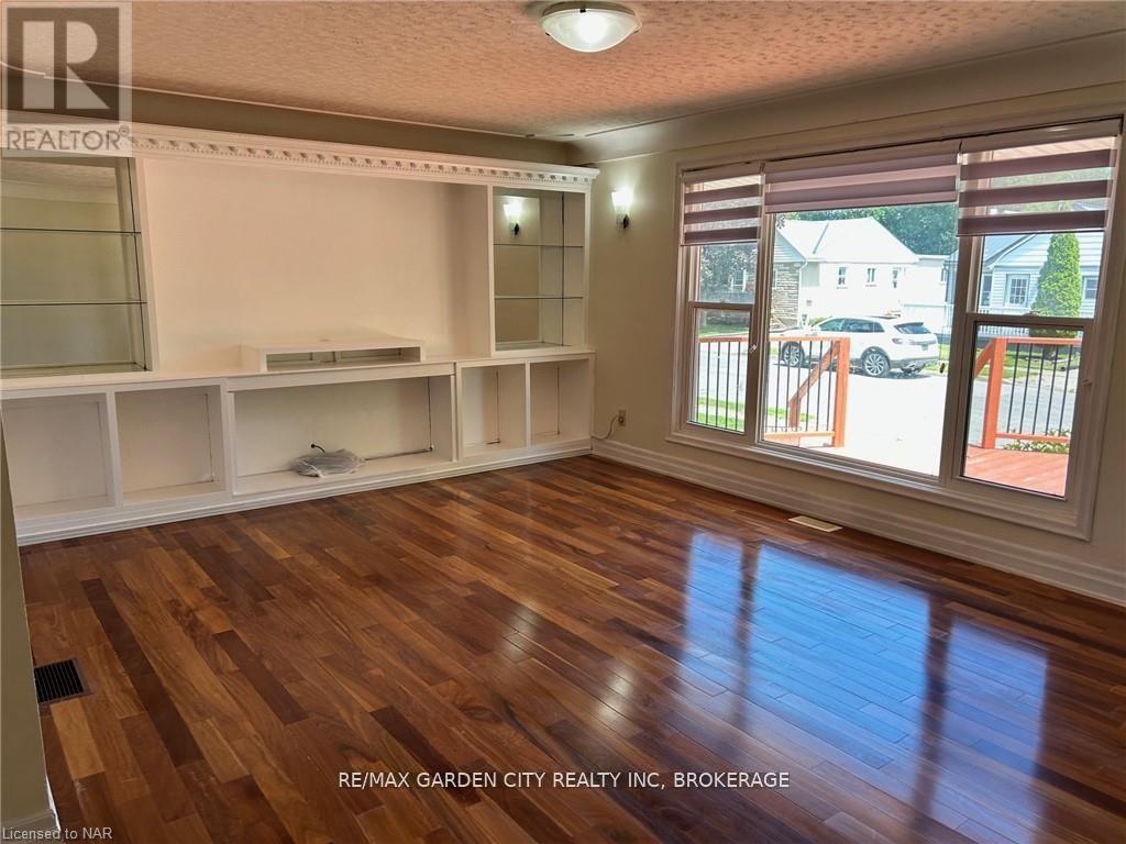 Upper - 834 David Street, Welland, Ontario  L3B 2C3 - Photo 4 - X12670732