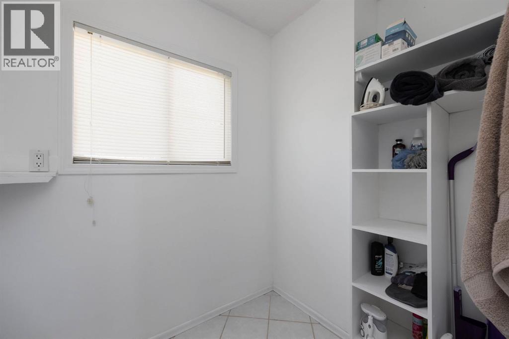 173 Oaks Crescent, Fort Mcmurray, Alberta  T9K 1P9 - Photo 15 - A2292937