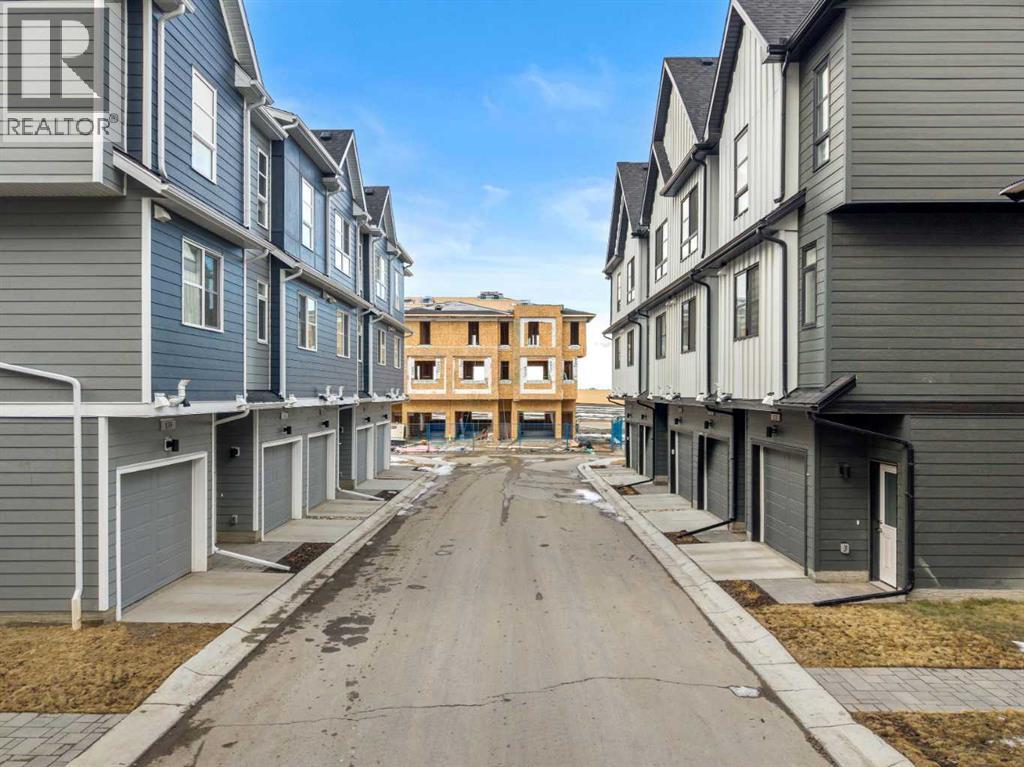 124, 285 Chelsea Court, Chestermere, Alberta  T1X 2W7 - Photo 44 - A2300026