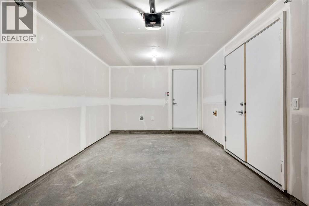 124, 285 Chelsea Court, Chestermere, Alberta  T1X 2W7 - Photo 35 - A2300026