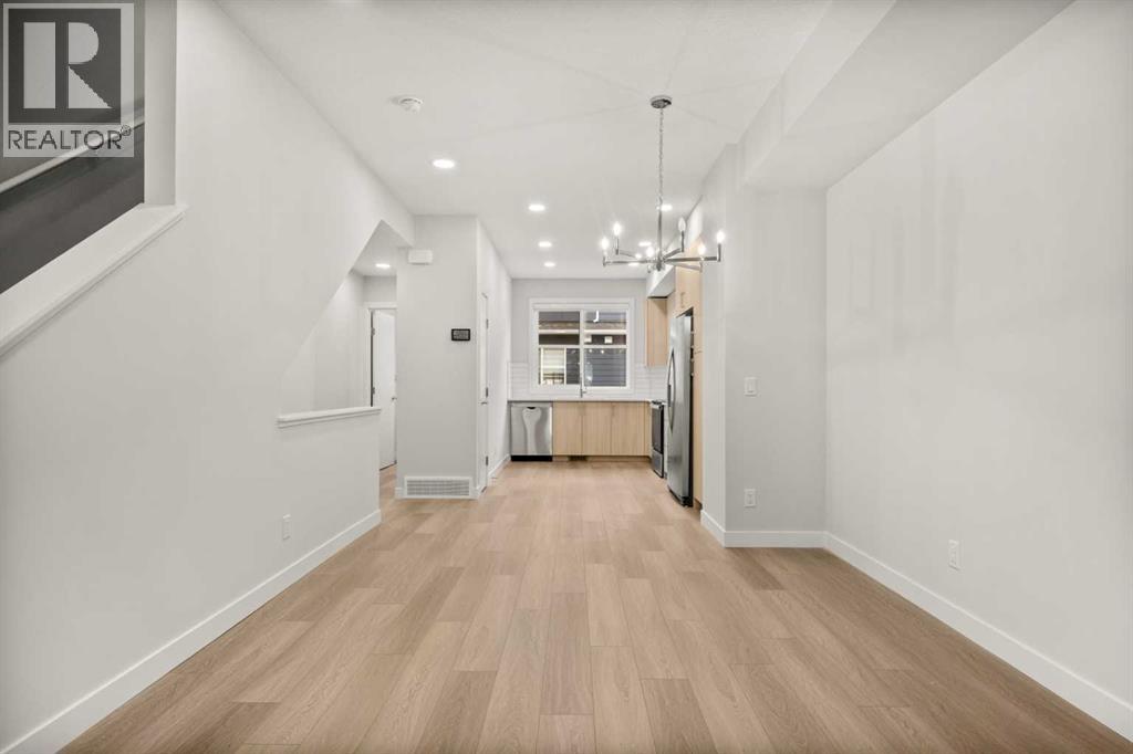 124, 285 Chelsea Court, Chestermere, Alberta  T1X 2W7 - Photo 11 - A2300026