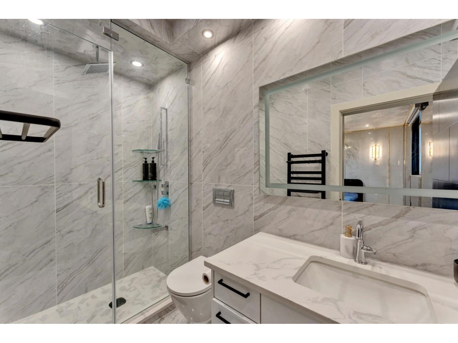 15460 Semiahmoo Avenue, White Rock, British Columbia  V4B 1T8 - Photo 13 - R3114851