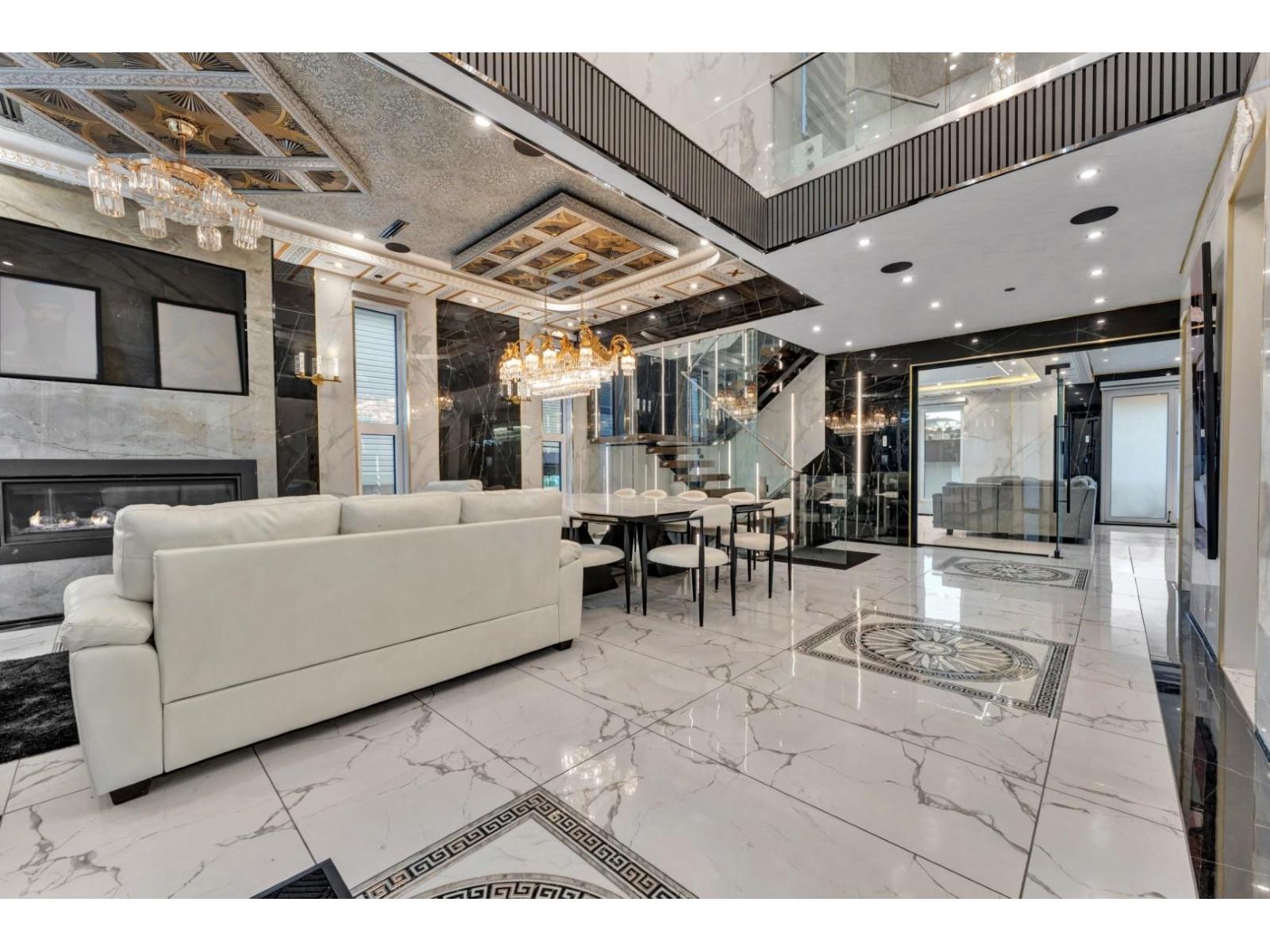 15460 Semiahmoo Avenue, White Rock, British Columbia  V4B 1T8 - Photo 3 - R3114851