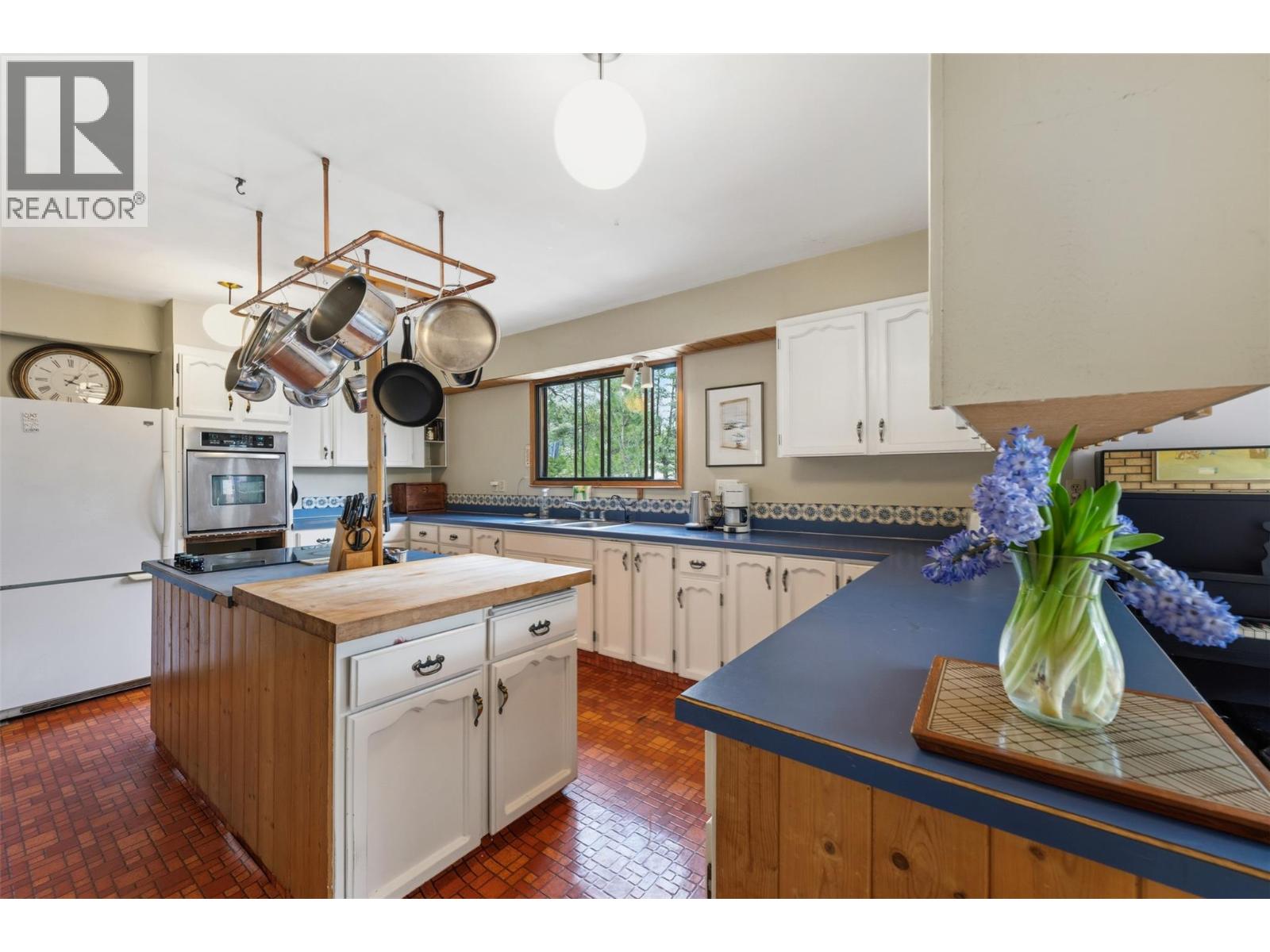 128 Farleigh Lake Road, Penticton, British Columbia  V2A 0E6 - Photo 34 - 10383702