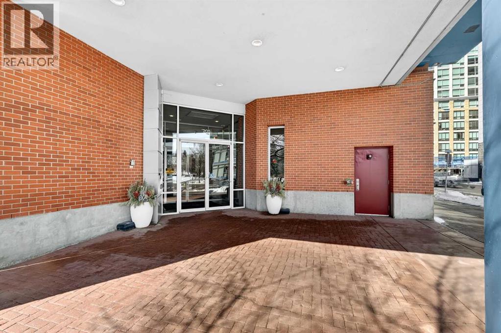 312, 205 Riverfront Avenue Sw, Calgary, Alberta  T2P 5K4 - Photo 3 - A2303816