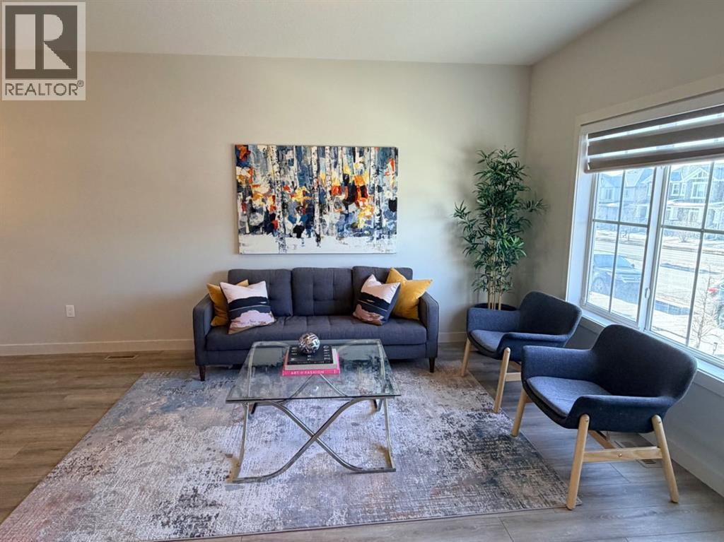 224 River Heights Drive, Cochrane, Alberta  T4C 2T8 - Photo 4 - A2304095