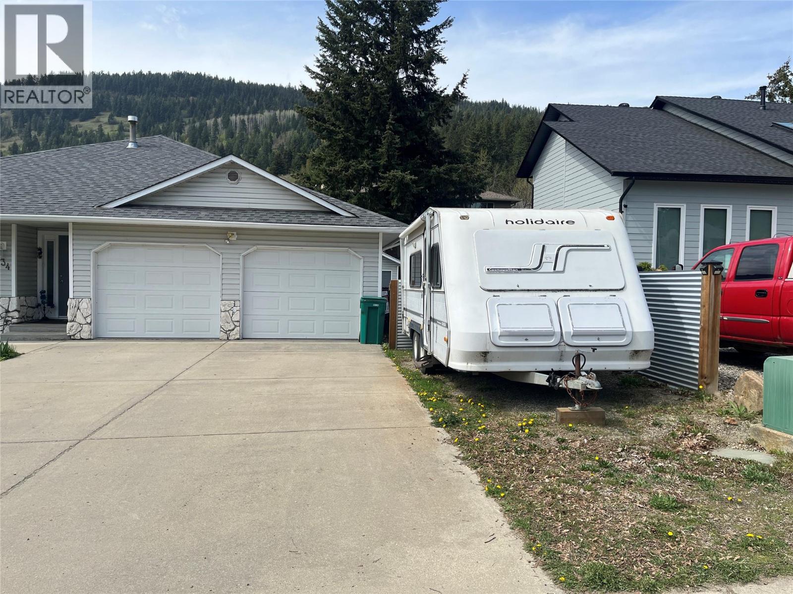 2034 Saddleview Avenue, Lumby, British Columbia  V0E 2G0 - Photo 14 - 10384447