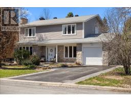 1912 OAKDEAN CRESCENT, Ottawa, Ontario