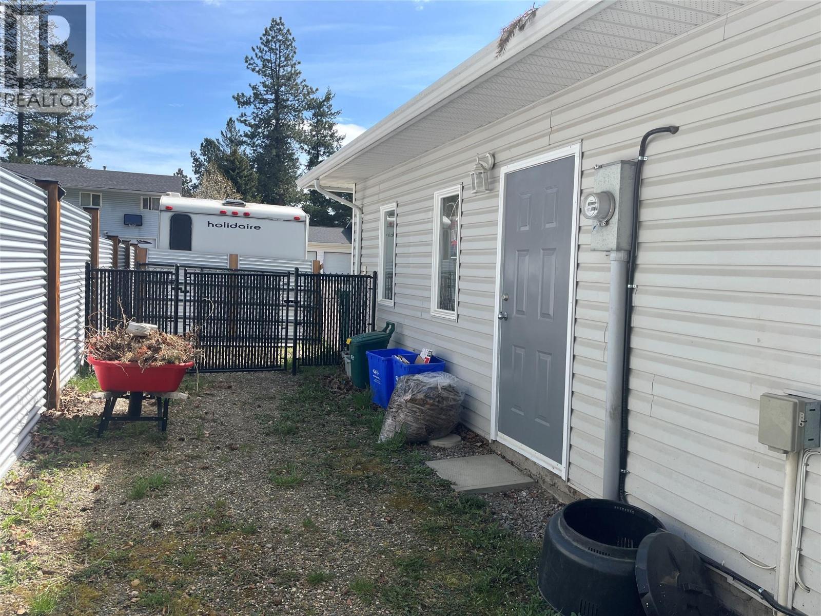 2034 Saddleview Avenue, Lumby, British Columbia  V0E 2G0 - Photo 16 - 10384447