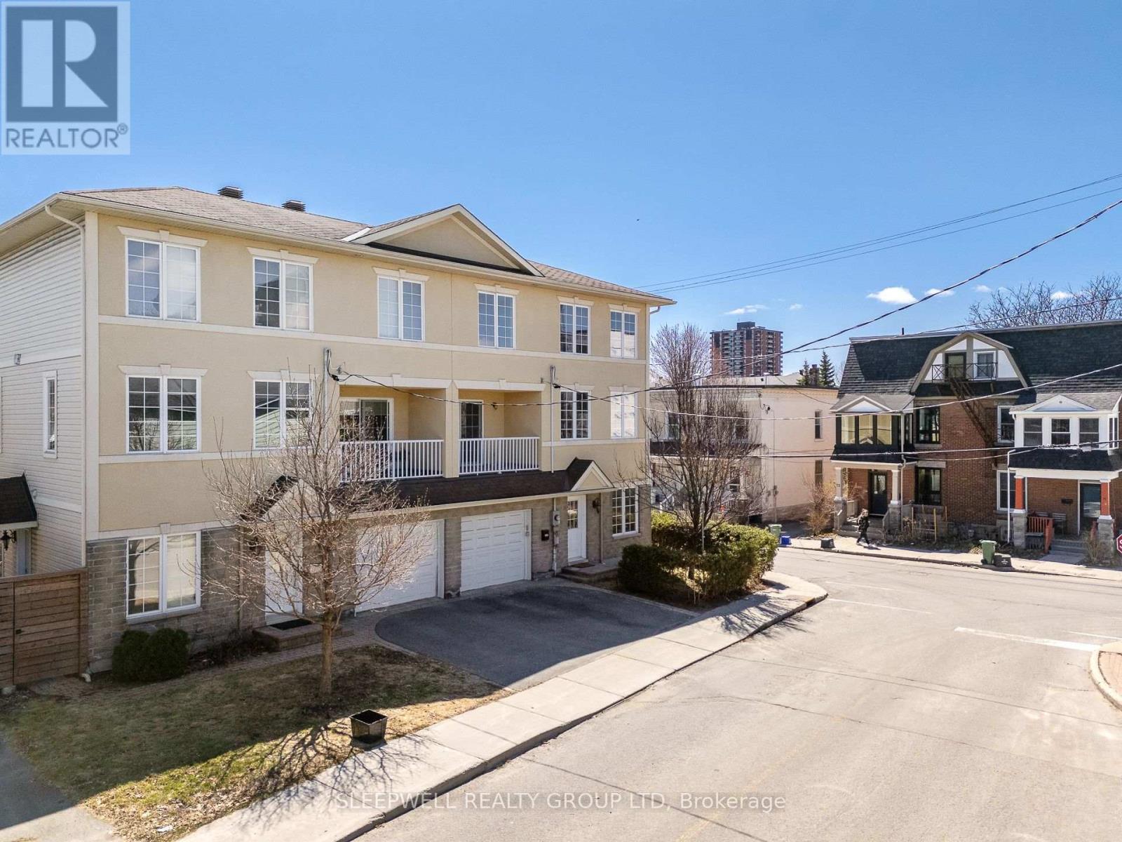 54 CHRISTIE STREET, Ottawa, Ontario