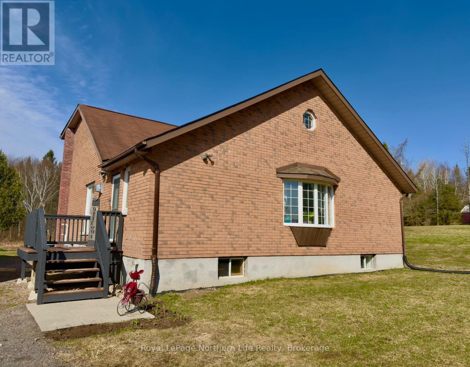 799 Maple Hill Road, Powassan, Ontario  P0H 1Z0 - Photo 3 - X13031860