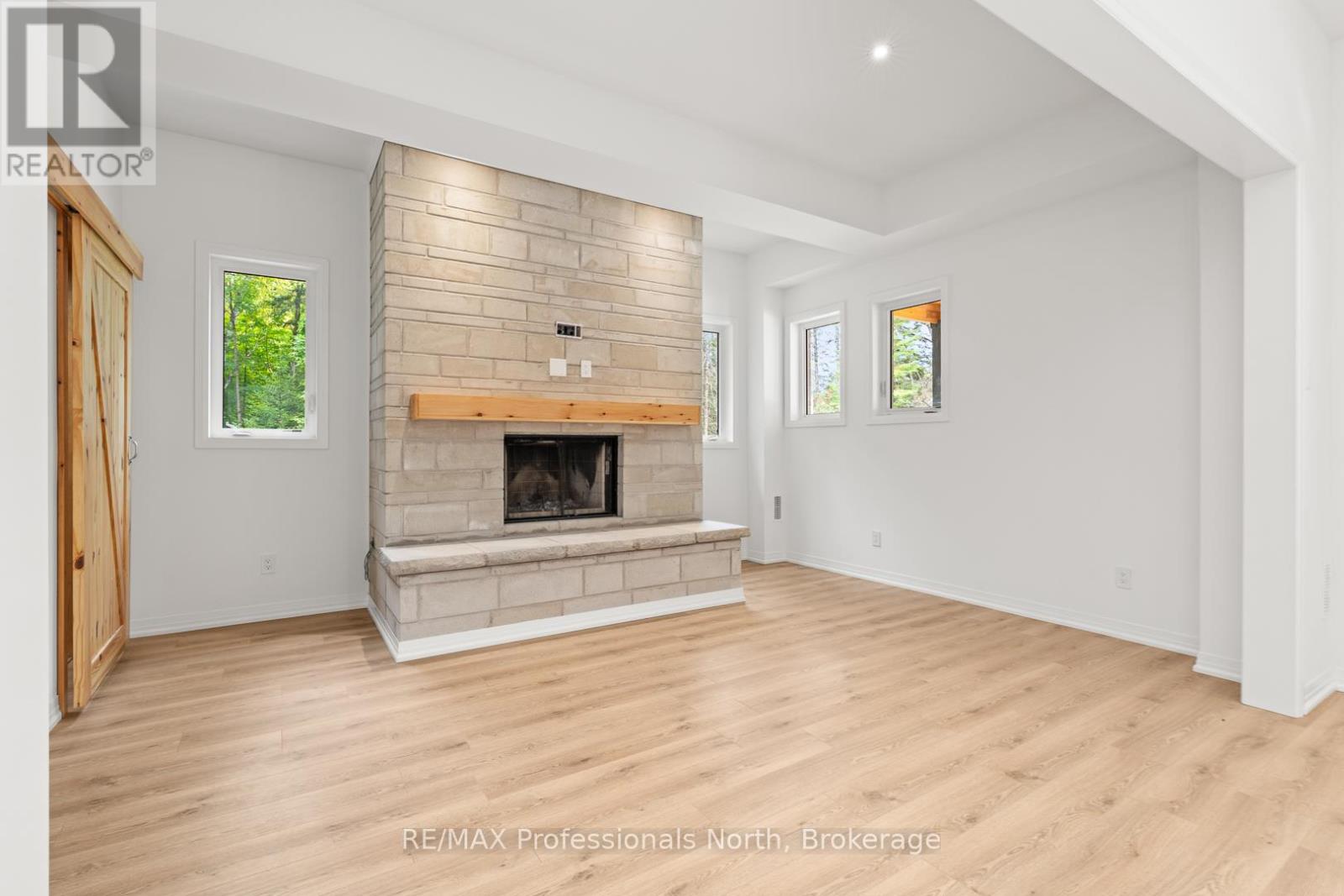 1076 Angel Road, Dysart Et Al, Ontario  K0M 1M0 - Photo 27 - X12688670