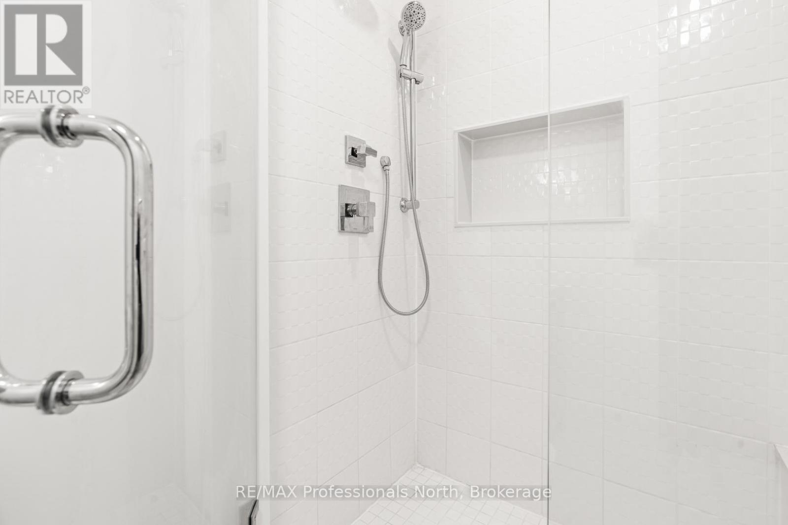 1076 Angel Road, Dysart Et Al, Ontario  K0M 1M0 - Photo 33 - X12688670