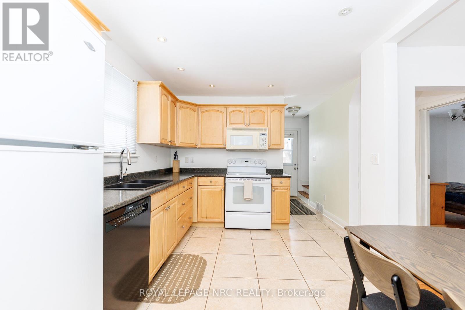 41 Mcdonald Avenue, Thorold, Ontario  L2V 3E5 - Photo 9 - X13032898