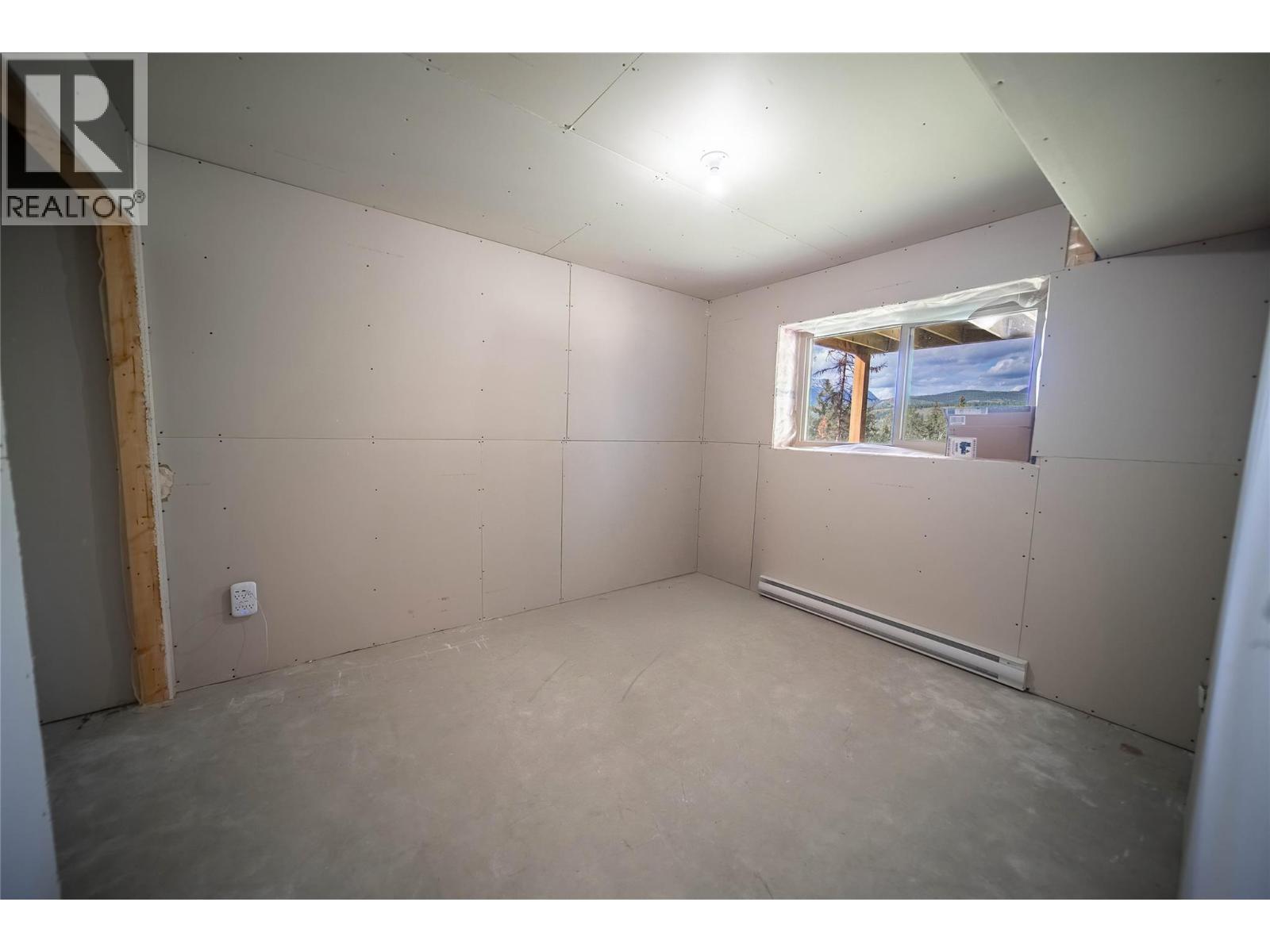 9934 Osprey Landing Drive, Wardner, British Columbia  V0B 2J0 - Photo 22 - 10384515