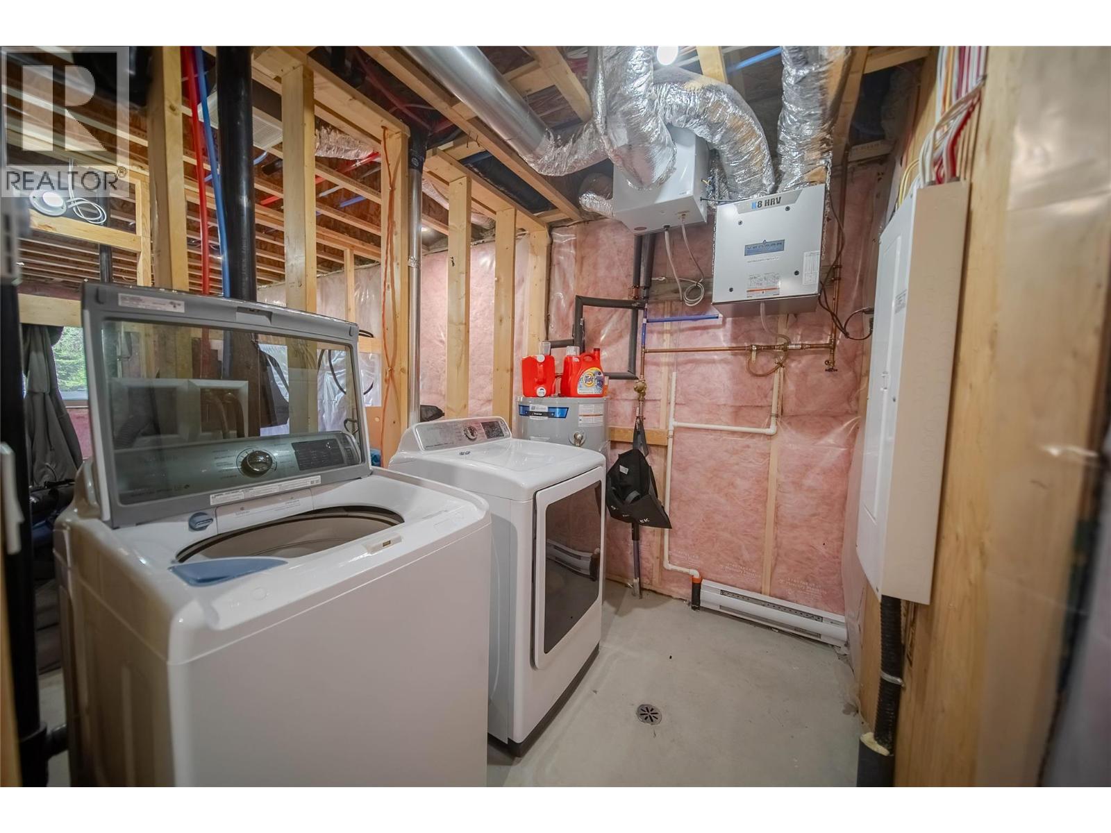 9934 Osprey Landing Drive, Wardner, British Columbia  V0B 2J0 - Photo 23 - 10384515