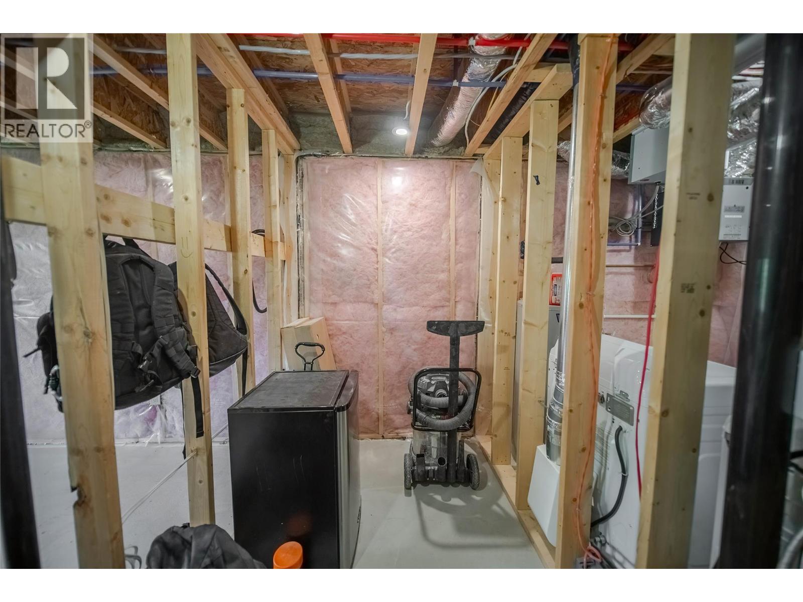 9934 Osprey Landing Drive, Wardner, British Columbia  V0B 2J0 - Photo 24 - 10384515