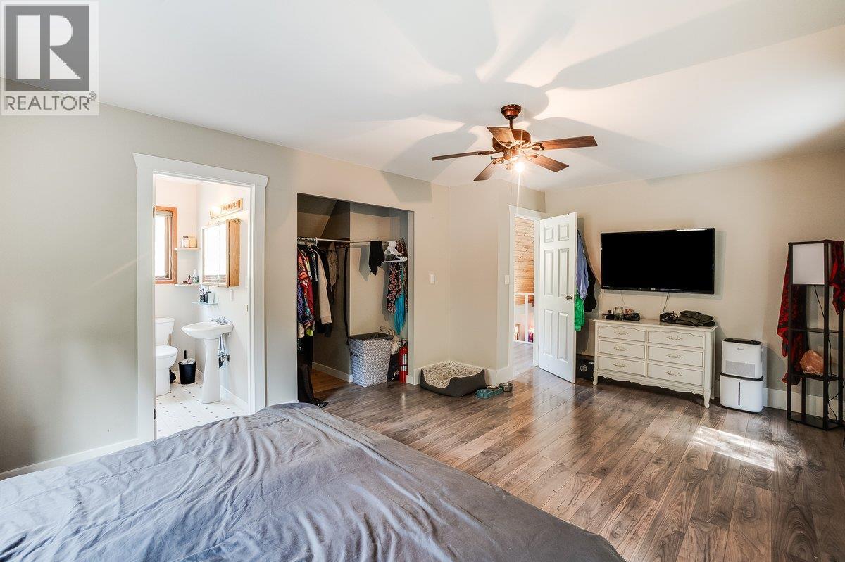 4408 Slocan  River Road, Winlaw, British Columbia  V0G 2J0 - Photo 14 - 10384353