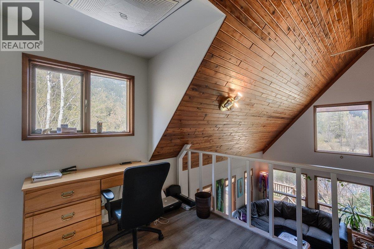 4408 Slocan  River Road, Winlaw, British Columbia  V0G 2J0 - Photo 19 - 10384353