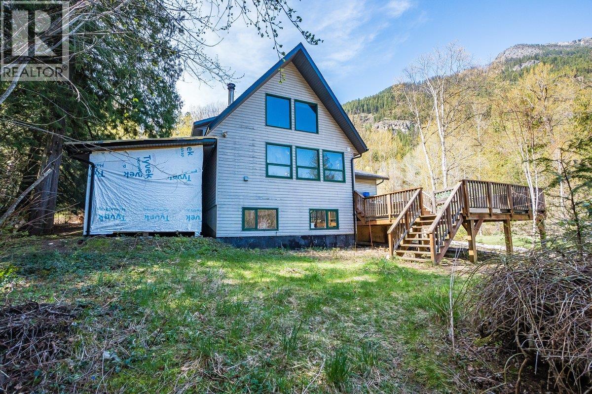 4408 Slocan  River Road, Winlaw, British Columbia  V0G 2J0 - Photo 4 - 10384353